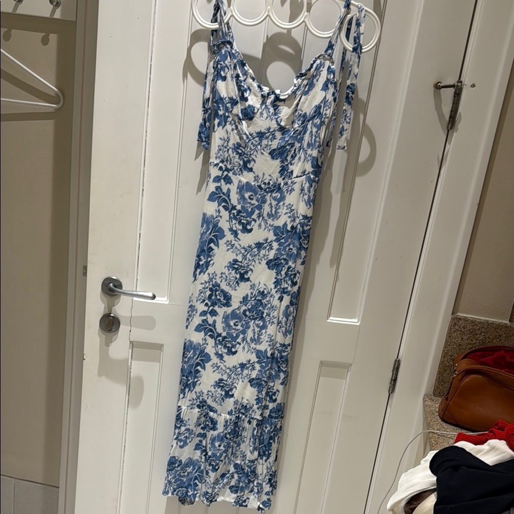 Reformation Nikita Dress - Pompadour - Picture 6 of 10